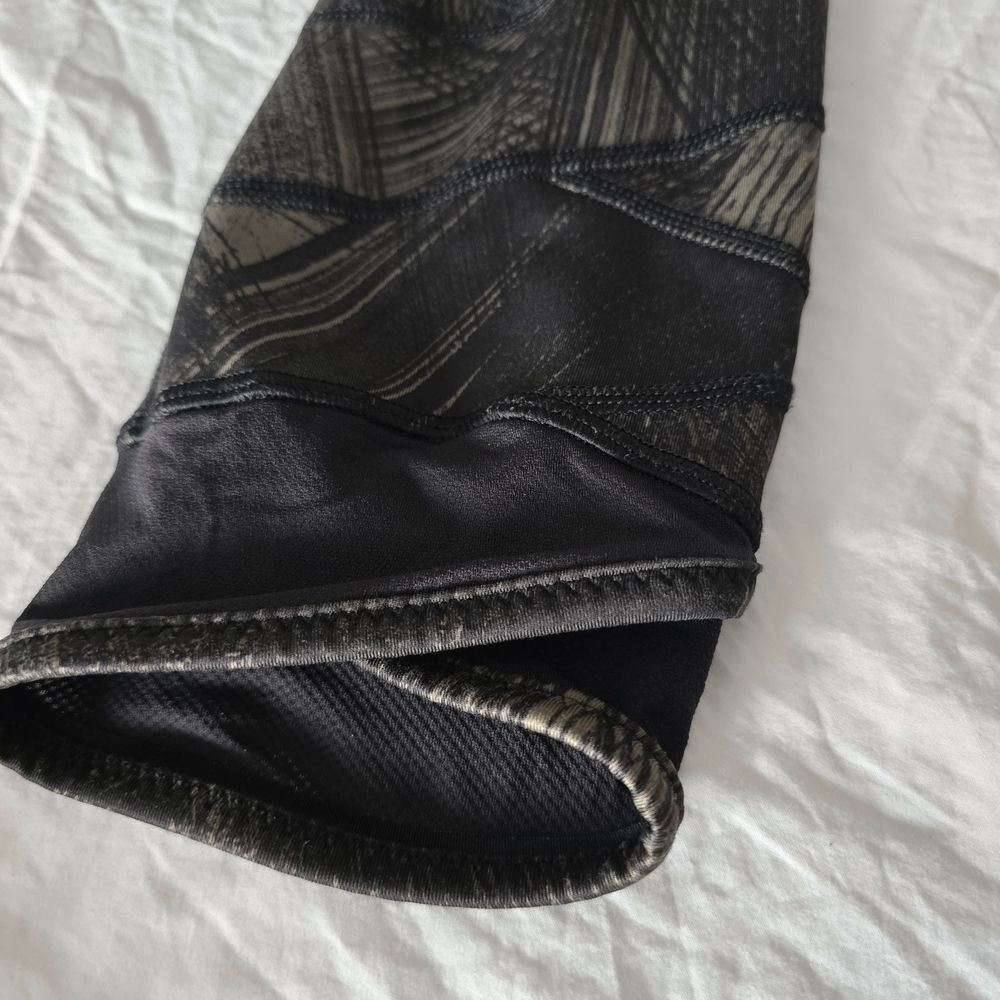 Lululemon Fresh Mesh Run Crop Leggings Sz4 Wind Chill Fatigue Green Blck Pockets - Picture 14 of 16